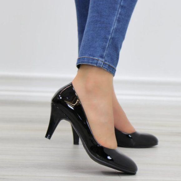 Black Paten Pointy Toe Kitten Low Heel Pumps - Picture 5 of 11